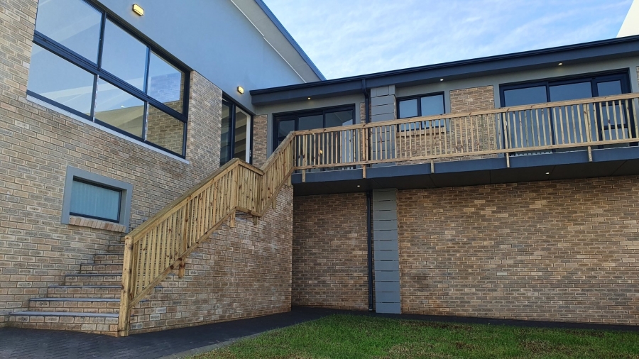 3 Bedroom Property for Sale in Dana Bay Western Cape
